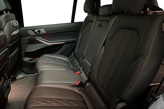BMW X7 14 of 22