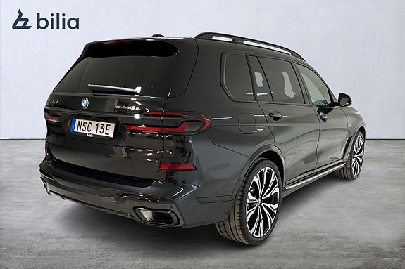 BMW X7 7 of 22