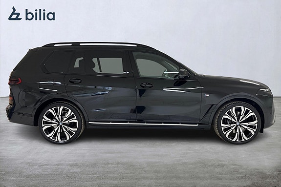 BMW X7 6 of 22