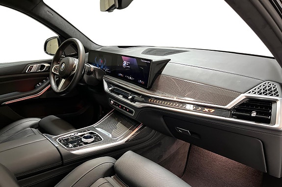 BMW X7 9 of 22