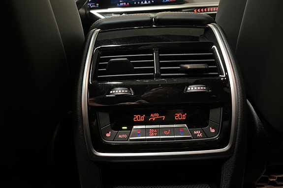 BMW X7 20 of 22