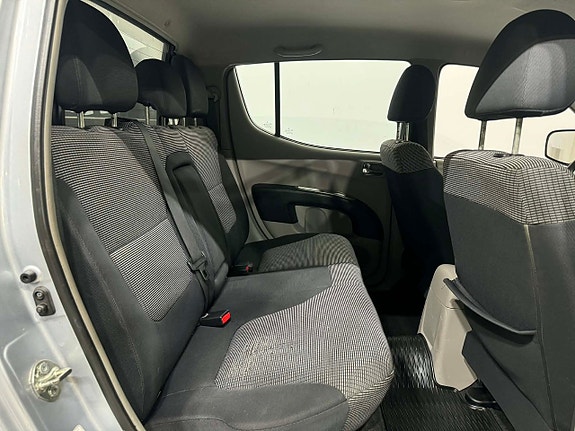 Mitsubishi L200 11 of 23
