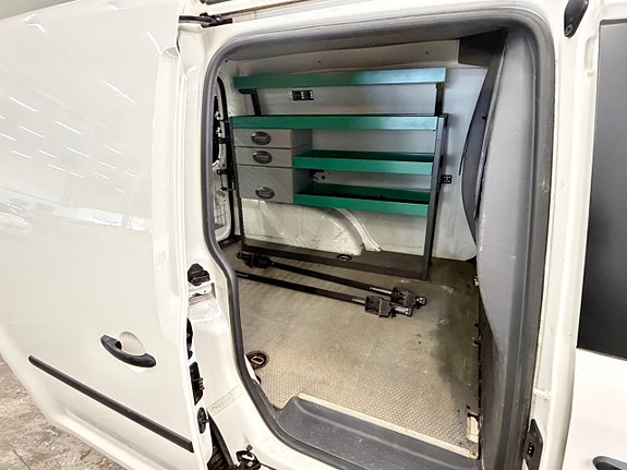 Volkswagen Caddy 8 of 20