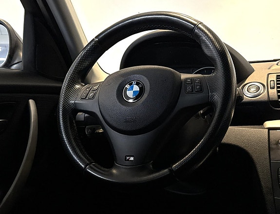 BMW 116d 13 of 15