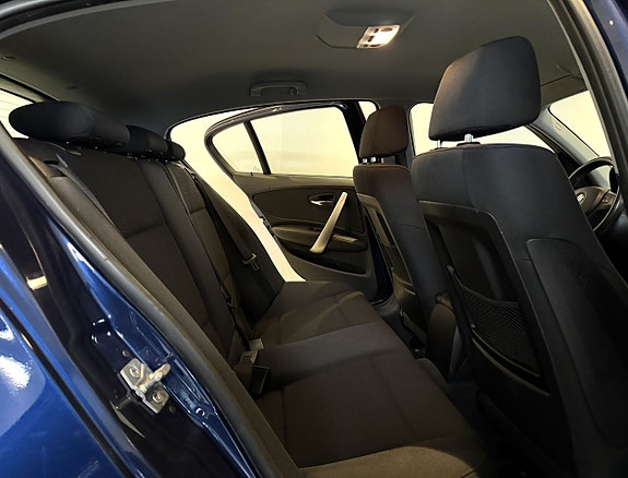 BMW 116d 8 of 15