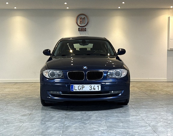BMW 116d 6 of 15