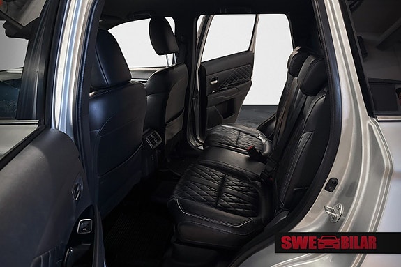 Mitsubishi Outlander 9 of 20