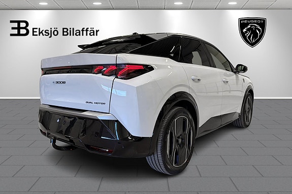 Peugeot e-3008 5 of 5