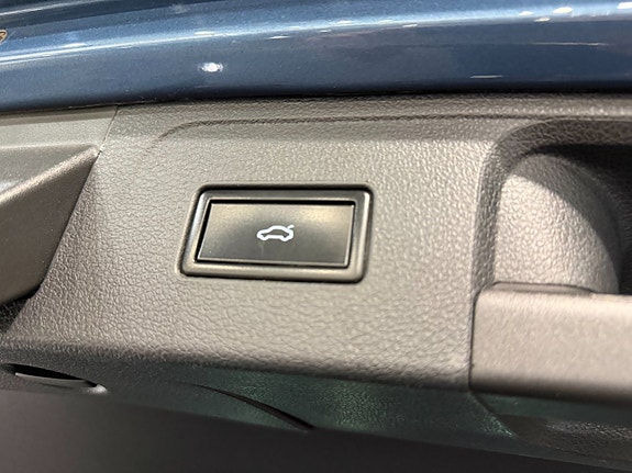 Volkswagen Passat Alltrack 26 of 26