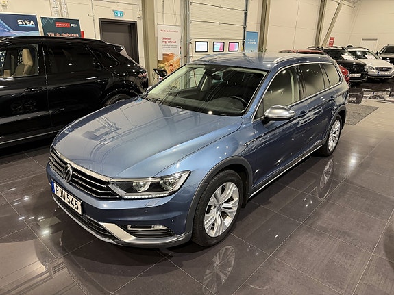 Volkswagen Passat Alltrack 6 of 26