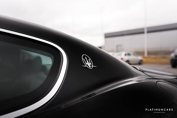 Maserati GranTurismo 13 of 15