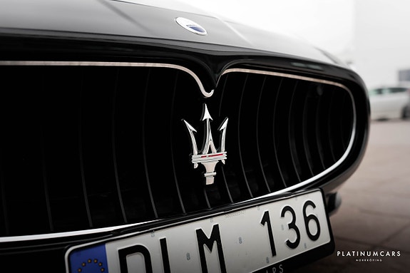 Maserati GranTurismo 12 of 15