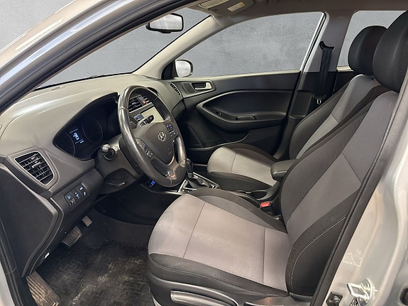 Hyundai i20 11 of 24