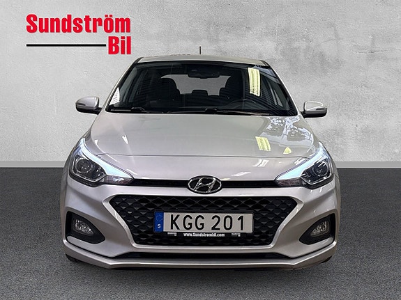 Hyundai i20 9 of 24