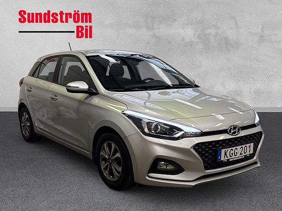 Hyundai i20 8 of 24