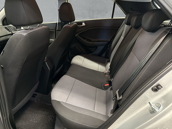 Hyundai i20 12 of 24