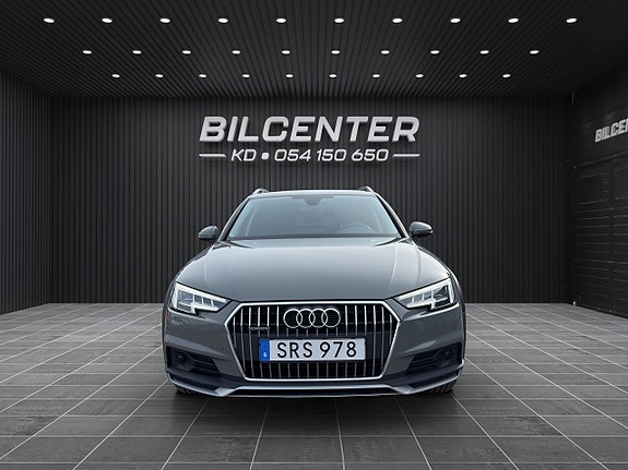 Audi A4 allroad 2 of 5