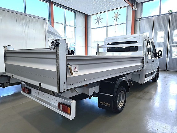 Nissan Interstar 15 of 24