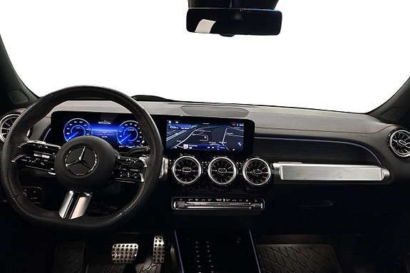 Mercedes-Benz EQB300 8 of 29