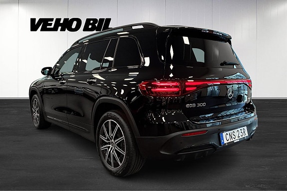Mercedes-Benz EQB300 4 of 5