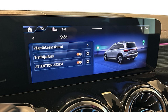 Mercedes-Benz EQB300 26 of 29
