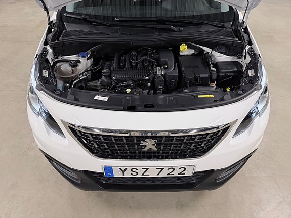Peugeot 2008 28 of 30