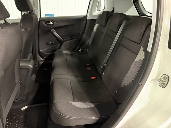 Peugeot 2008 26 of 30