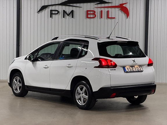 Peugeot 2008 4 of 5