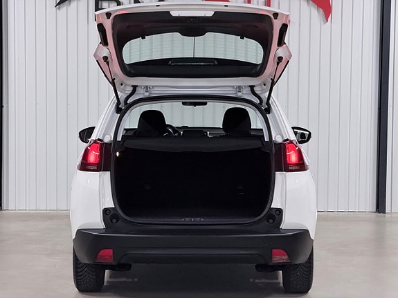 Peugeot 2008 29 of 30