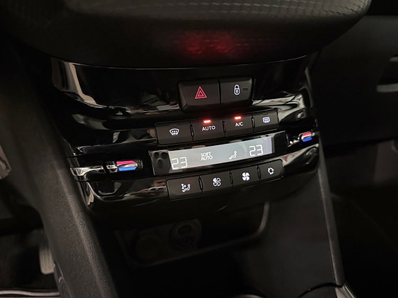 Peugeot 2008 17 of 30