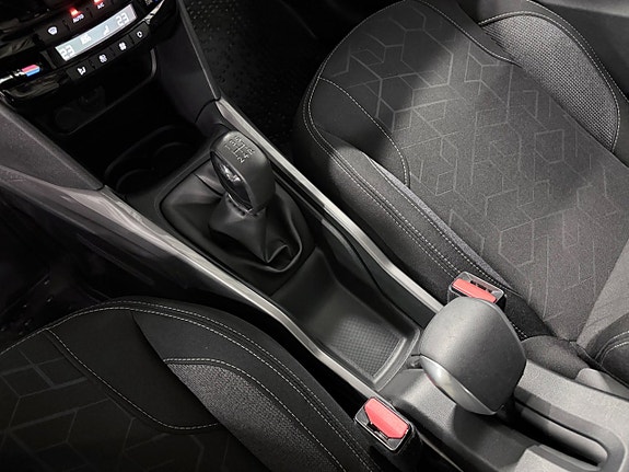 Peugeot 2008 16 of 30
