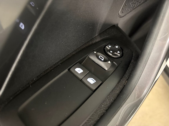 Peugeot 2008 23 of 30