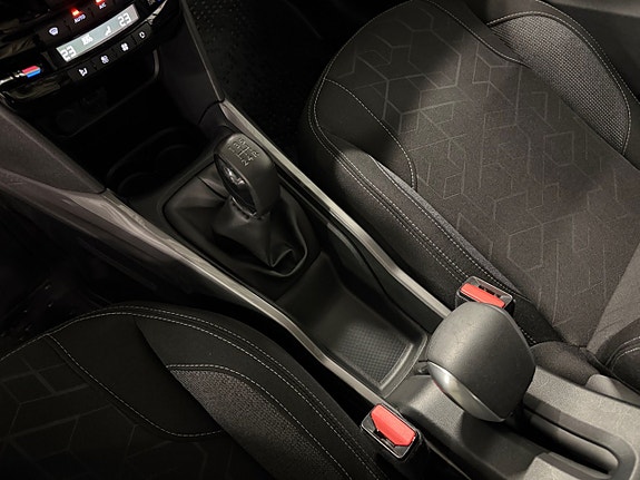 Peugeot 2008 14 of 30