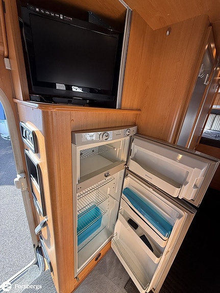 Dethleffs I 7870 Globetrotter Espirit 13 of 21