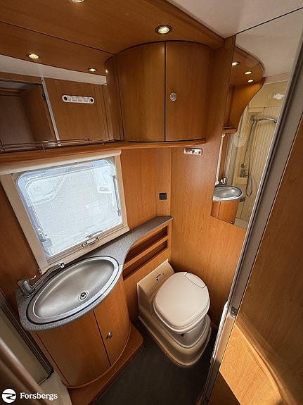 Dethleffs I 7870 Globetrotter Espirit 18 of 21