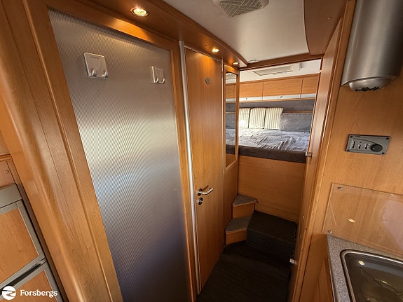Dethleffs I 7870 Globetrotter Espirit 16 of 21