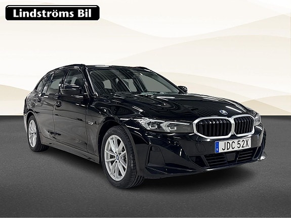BMW 330e 3 of 25