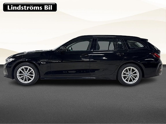 BMW 330e 6 of 25