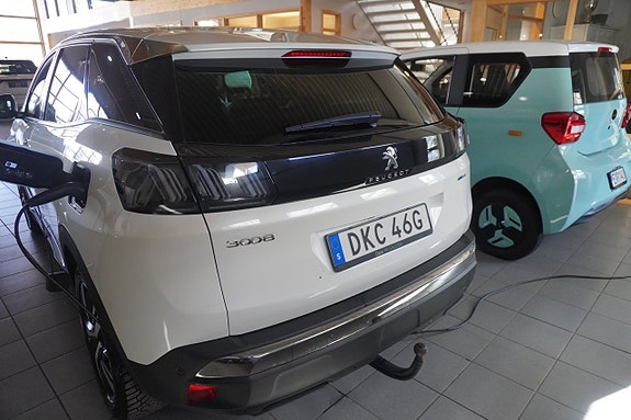 Peugeot 3008 4 of 5