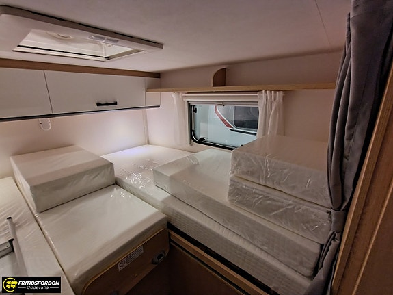 Sunlight Van V 67 S Adventure (Fiat) Smal och smidig 10 of 15