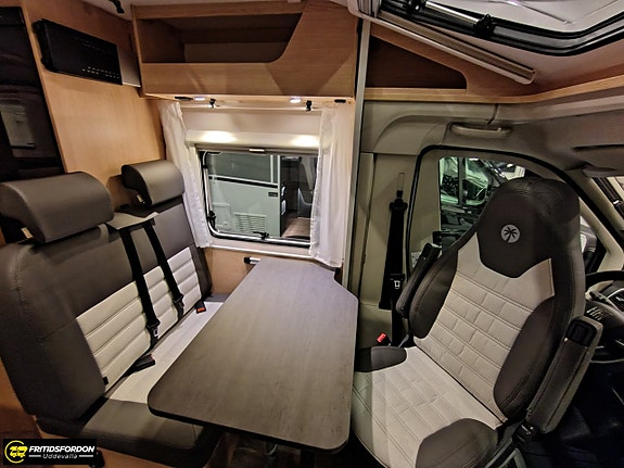 Sunlight Van V 67 S Adventure (Fiat) Smal och smidig 6 of 15