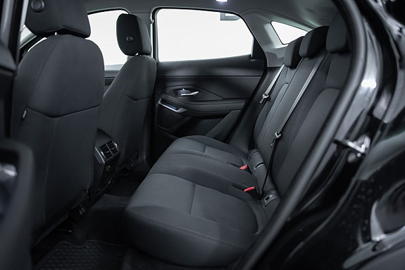 Jaguar E-PACE 25 of 27