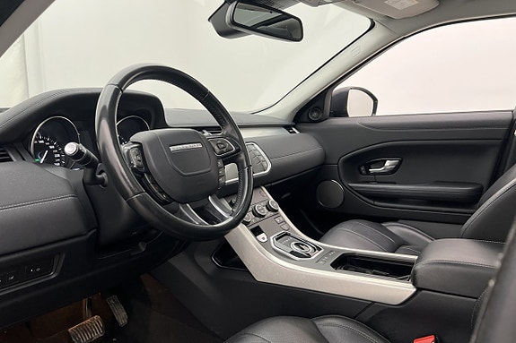 Land Rover Range Rover Evoque 8 of 26