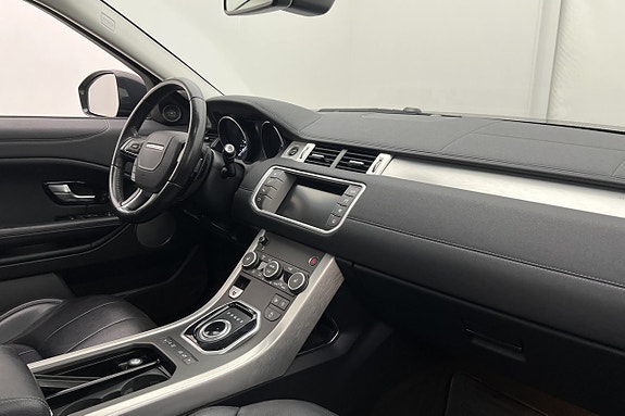 Land Rover Range Rover Evoque 21 of 26