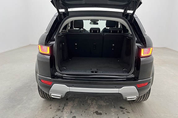 Land Rover Range Rover Evoque 25 of 26
