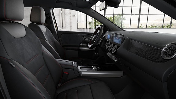 Mercedes-Benz GLA250 e 2 of 2