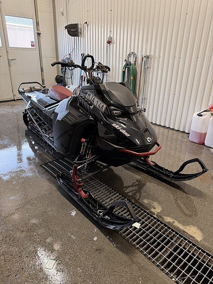 Ski-Doo Freeride STD 850 E-TEC 3 of 4