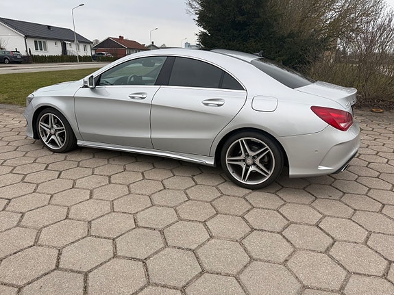 Mercedes-Benz CLA220 d 8 of 17