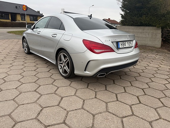 Mercedes-Benz CLA220 d 7 of 17