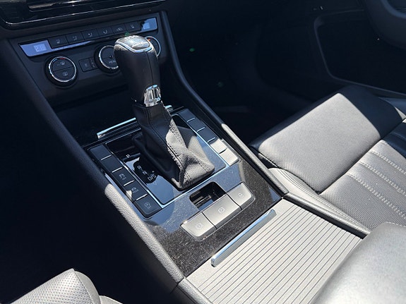 Skoda Superb 20 of 23